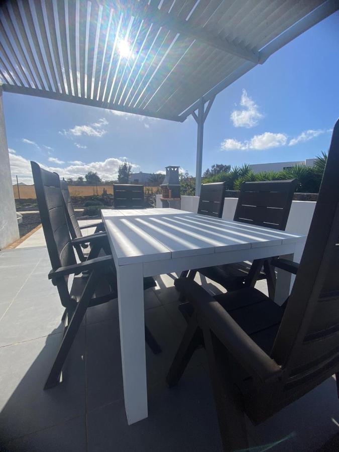 Villa Verano Apartamentos Compartidos Villaverde La Oliva Exterior foto